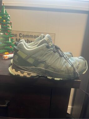 Salomon women’s trail sneakers